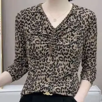 Naiste Riided 2023 aasta Sügisel, Talvel Ruched Seksikas V-Kaelus Beaded Slim Basic T-särgid Elegantne Mood Leopard Printida Pikad Varrukad Tops - Pilt 2  