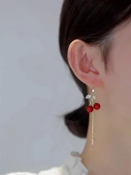 Korea Fashion Punane Kirss Tutt Earline Romantiline Pulm Meeldejääv Kingitus Tasumata Naiste Ehted Naiste Kõrvarõngad - Pilt 2  